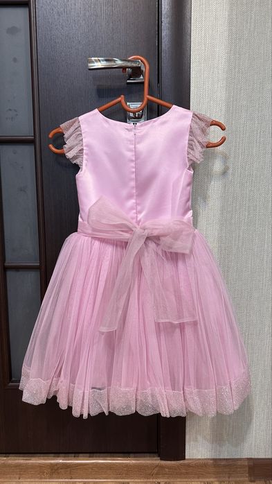 Детское нарялное платье для девочки