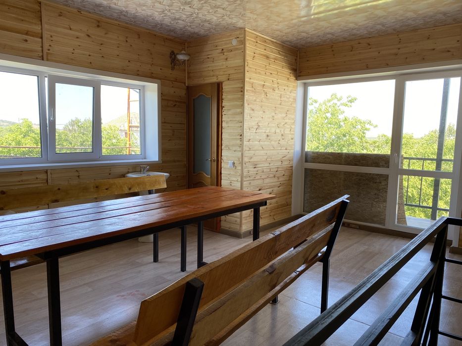 Обмен дома на квартиры