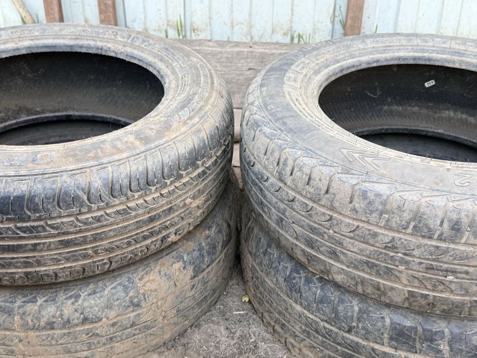 Продам резину 4 лето 2 зимние