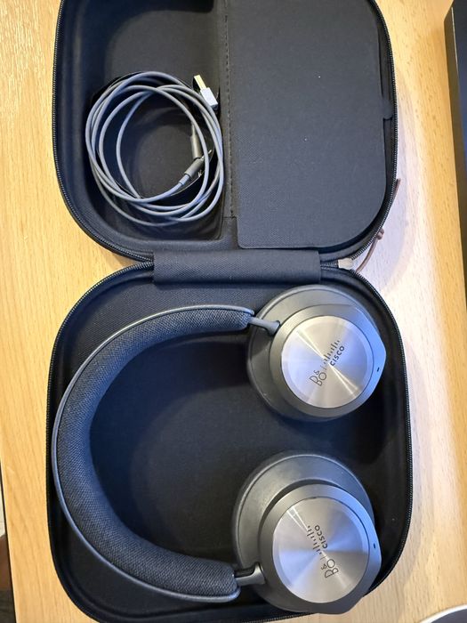 Căști Bang & Olufsen model HS-WL-980
