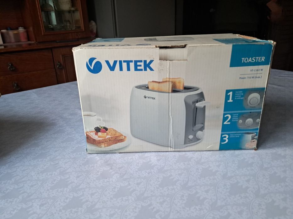 Тостер бренда  Vitek
