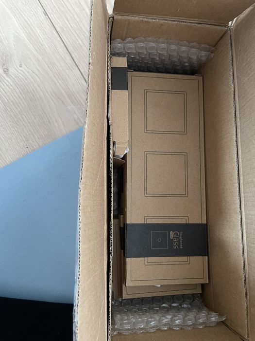 стеклянная панель для выключателей из закаленного стекла