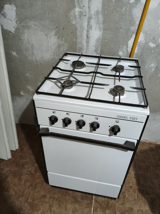 Продам чешскую газплиту