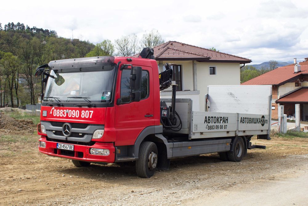Превози с автокран до 7 тона.