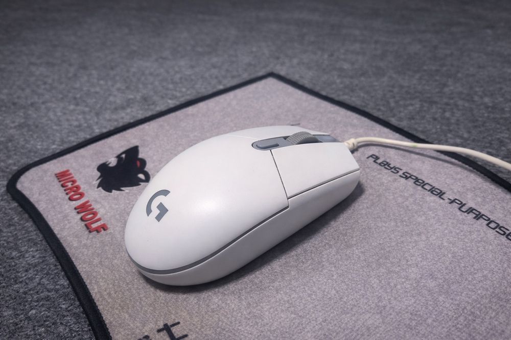 Logitech G102 Lightsync игровая мышь RGB