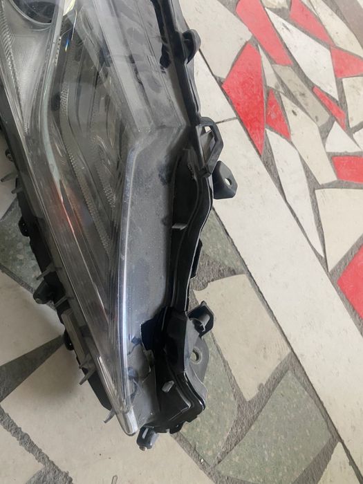 Фара на камри 70