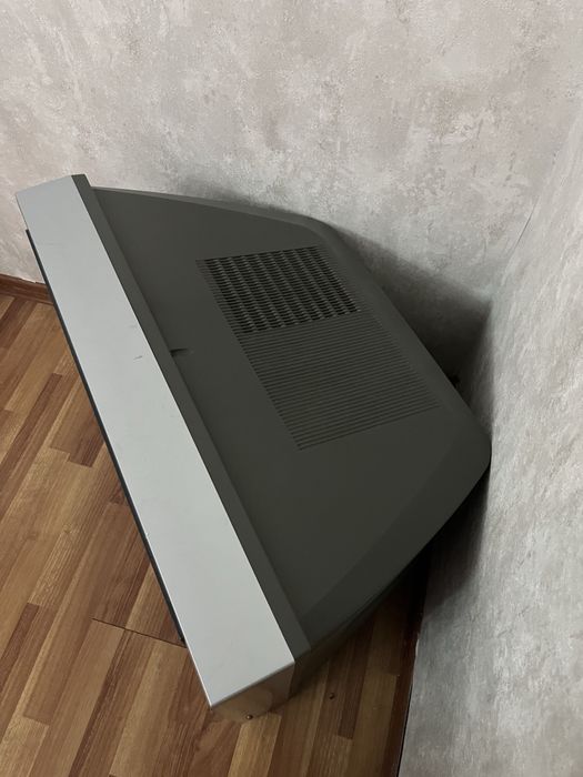 Продам телевизор самсунг работает