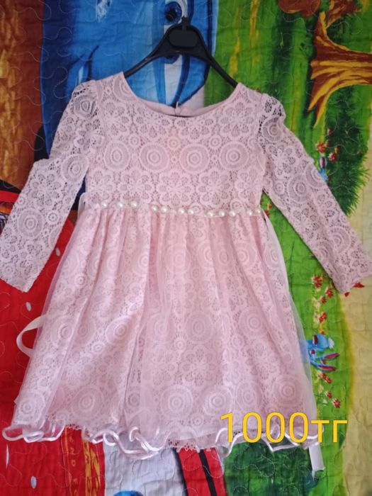 Платья продам срочно