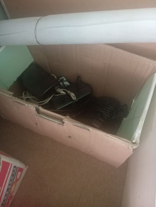 Кабели и Педали за Шевни Машини