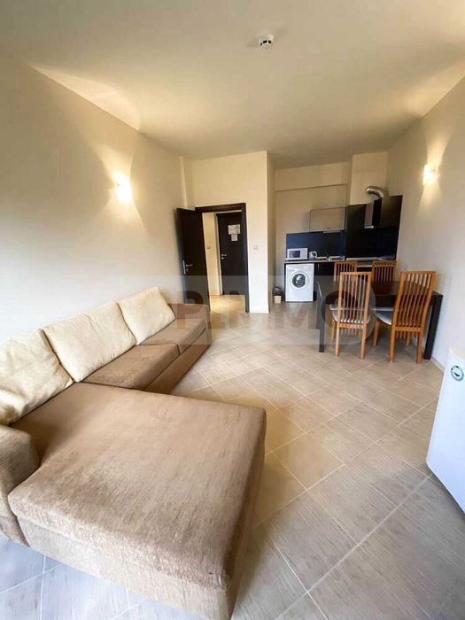 Продава се Двустаен апартамент в к.к. Златни пясъци - 59 кв.м за 1441 €/кв.м - Снимка #2