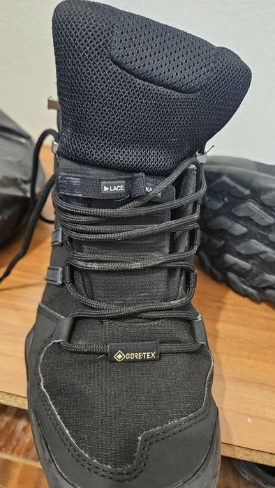 Adidas terrex .41
