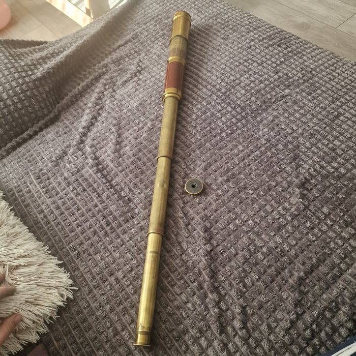 Ochean vechi din alamă 85 cm