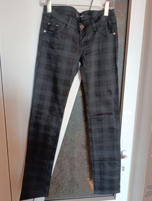 Дамски дънки и панталони размер 38 и 40