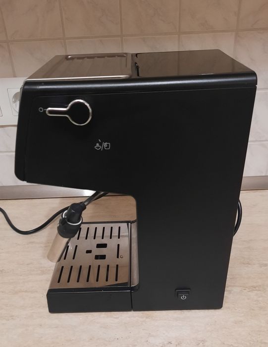 Еспресо кафемашина DELONGHI ECP 35.31-за ремонт или за части