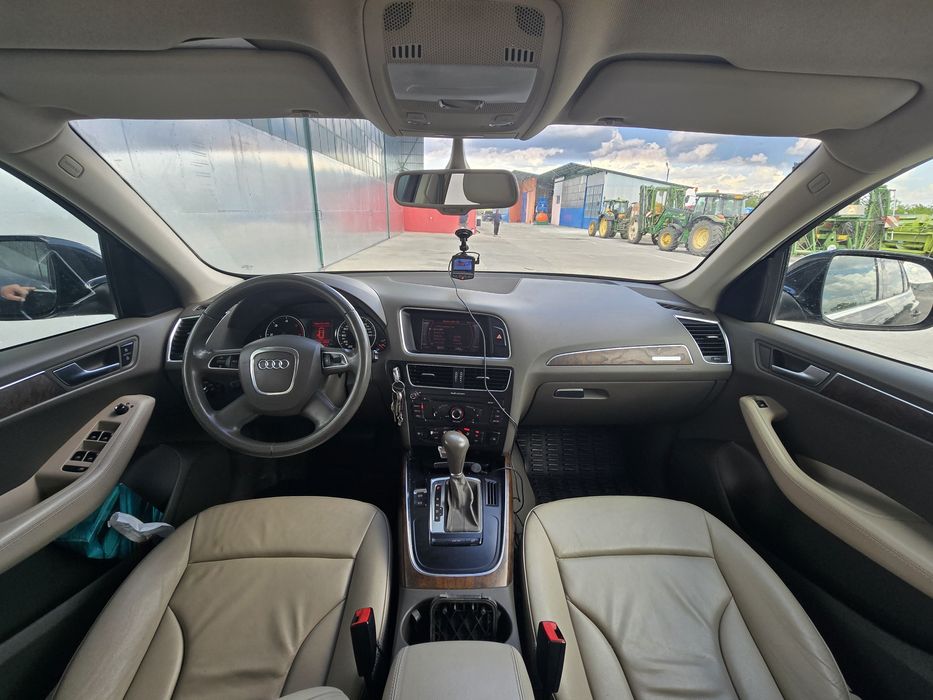 AUDI SQ5 2010 — imagine 2