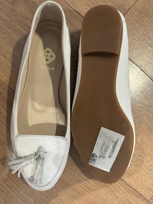 Нови обувки от естествена кожа, размер 36