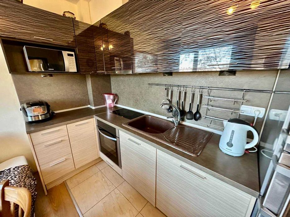 Продава се Двустаен апартамент в Свети Влас - 55 кв.м за 1210 €/кв.м - Снимка #2