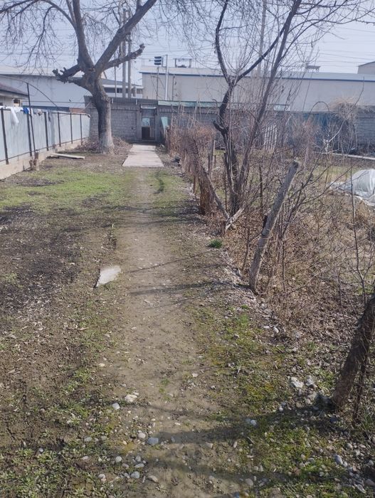 Yangiyoʼl shaxarda 3 xonali uy sotiladii