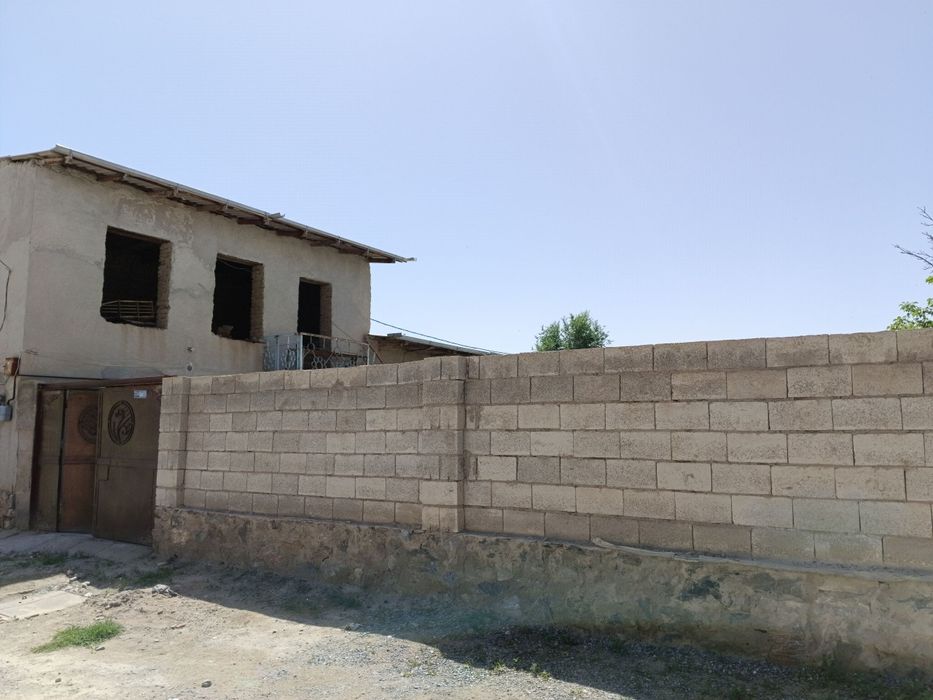 Hovli sotiladi Navoiy shahar