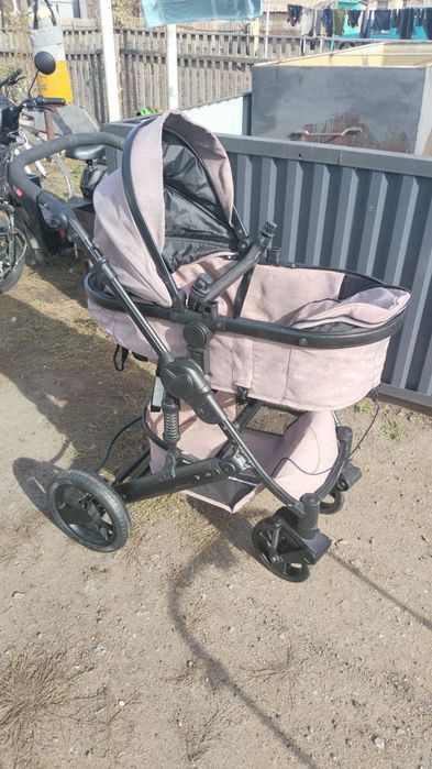 Коляска в хорошем состояние