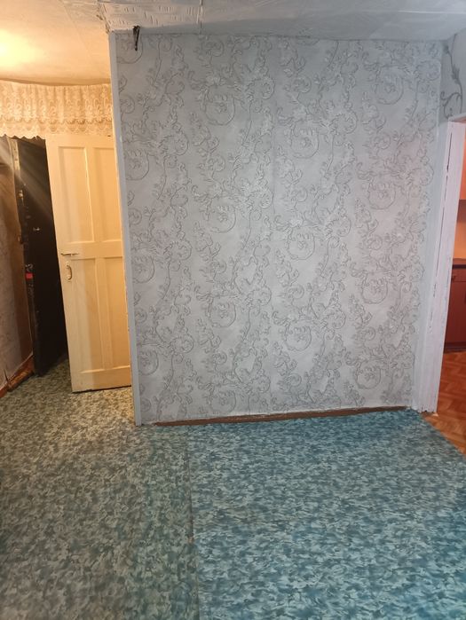 Продам 1комнатную квартиру .