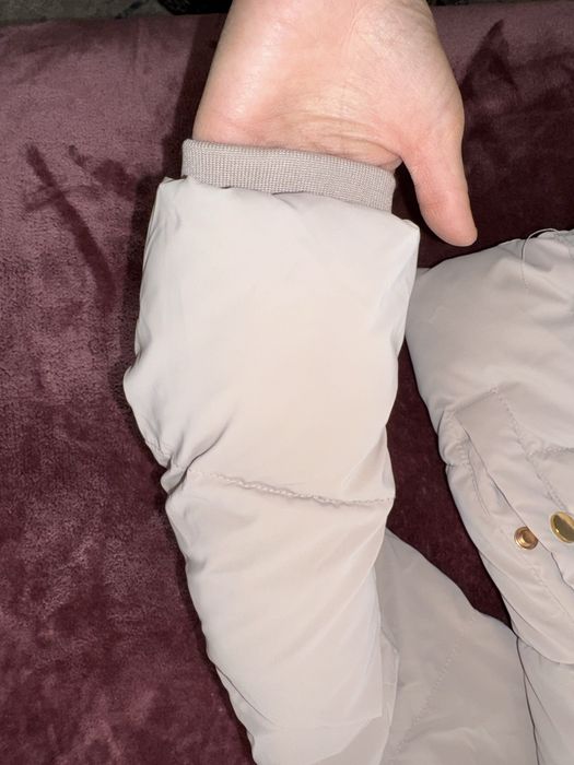 продам куртку новая