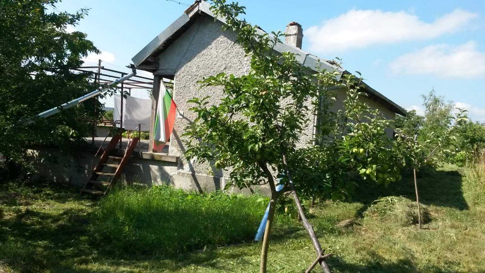 Къща с двор, с. Китино