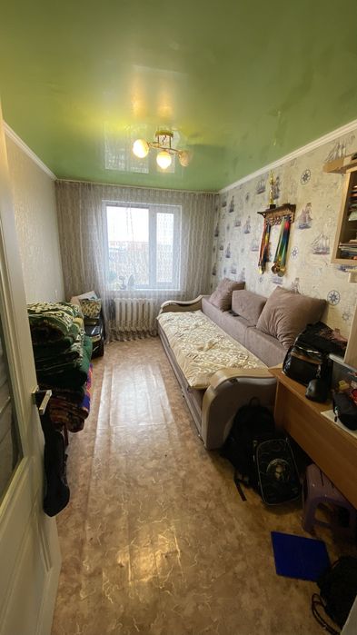 3 бөлмелі үй сатылады.