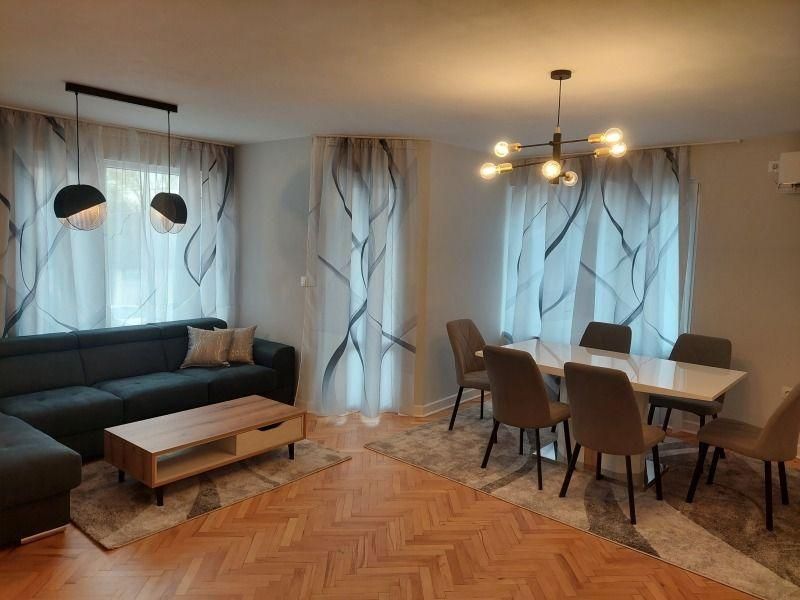Тристаен апартамент под наем в ж.к. Редута, 2224808