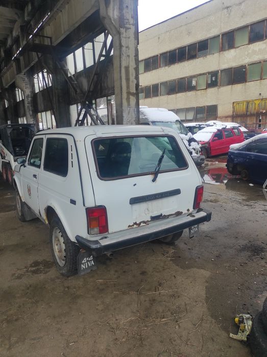 Лада Нива 1.7 инжекцион на части