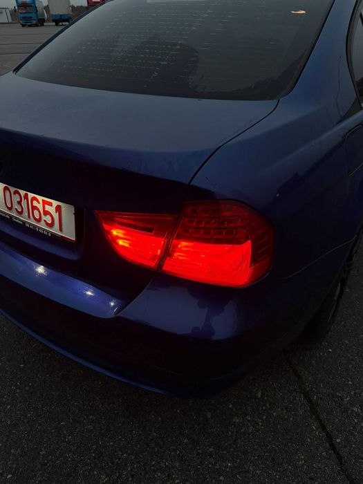 BMW E90 Facelift • N47 2.0D 177 CP • Keyless • Xenon Adaptive • R18