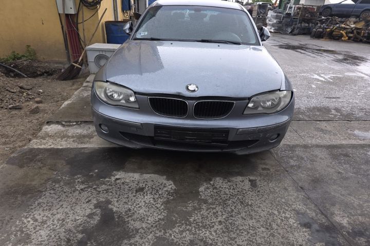 Far dreapta BMW Seria 1 2005 116i MT (115 hp)