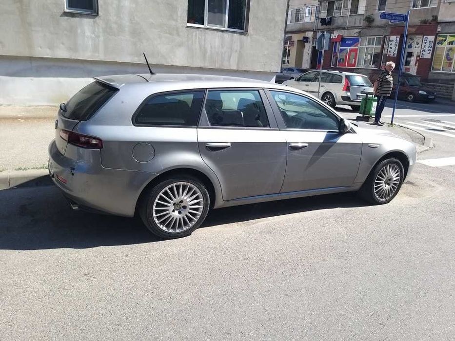 Dezmembrez alfa romeo 159 sportwagon 2.4 jtdm 200 cai cutie automata