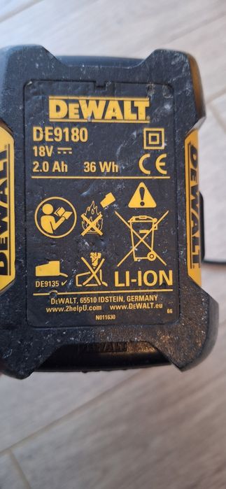 Dewalt батерия и зарядно