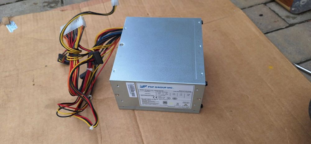 Sursa calculator FSP 80 PLUS 220W reali
