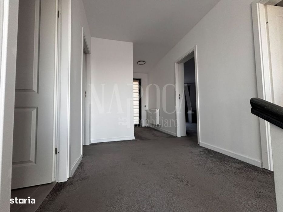 Casa 4 camere de vanzare in Floresti