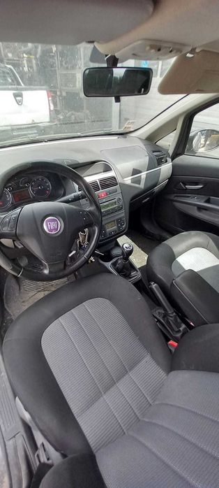 Fiat lineia  1.4 turbo 2010  Dezmembrez/Dezmembram