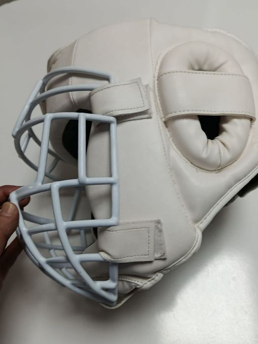 Шлем для карате.