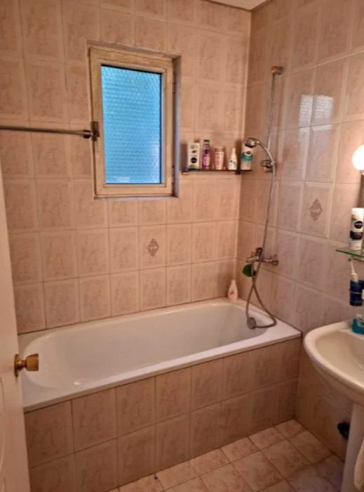 Продава се Тристаен апартамент в Пловдив, Център - 64 кв.м за 1172 €/кв.м - Снимка #13