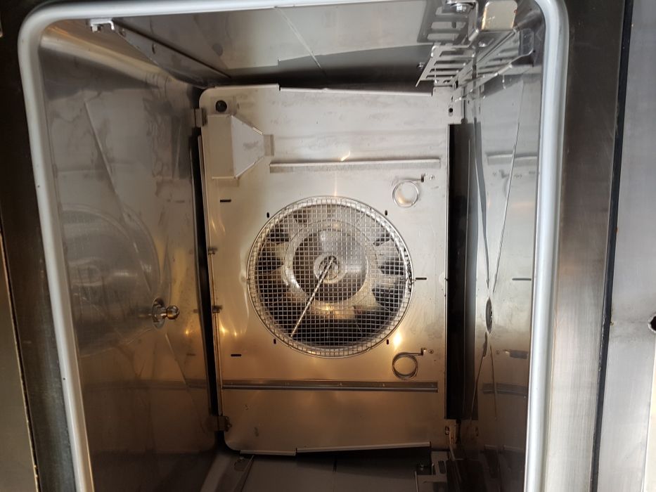 Професионални конвектомати