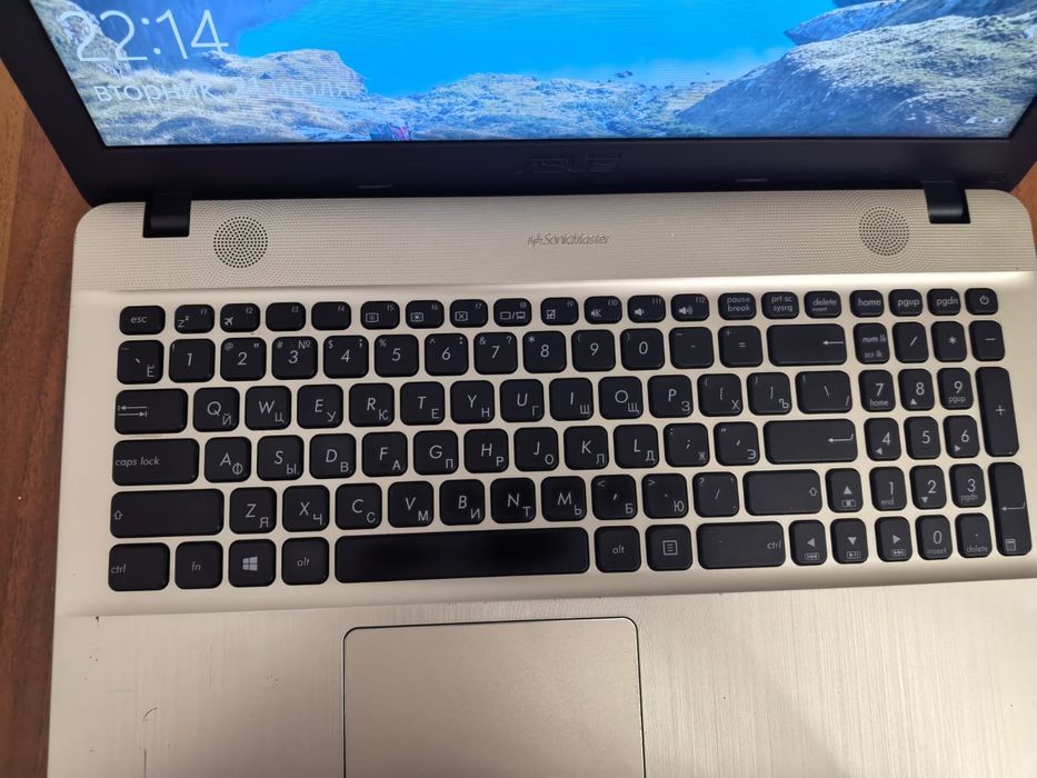ноутбук ASUS VivoBook Max X541