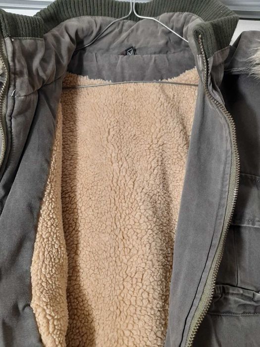 Продавам зимно яке