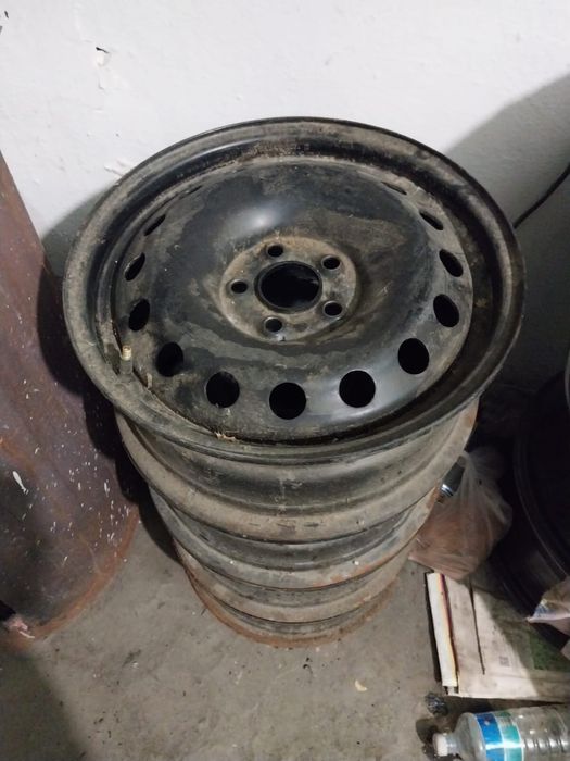 Продам диски с резиной