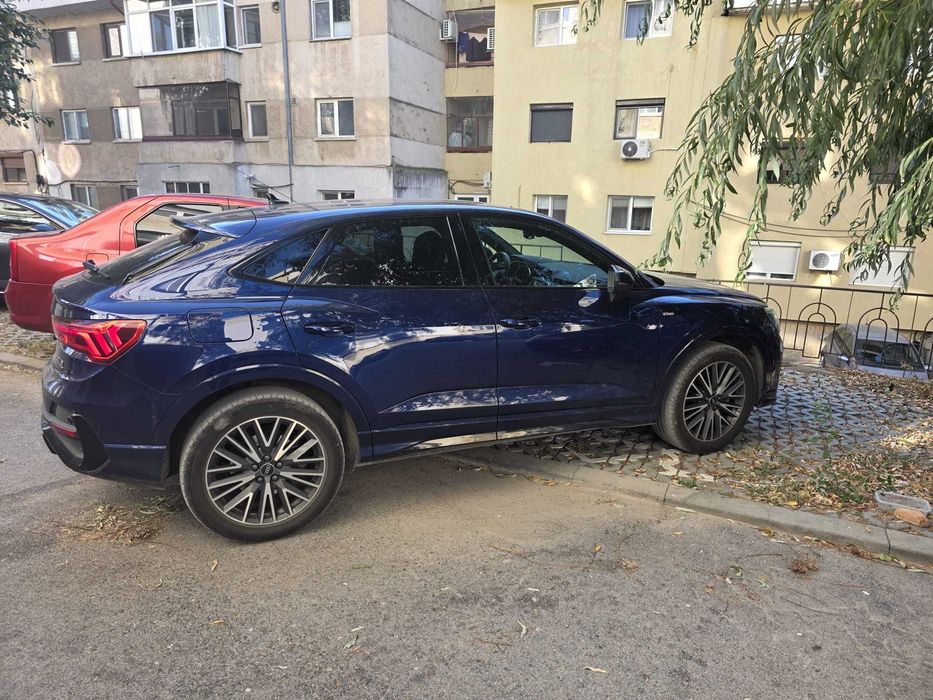AUDI Q3 Sportback