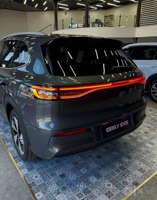 Geely ex 5 electr