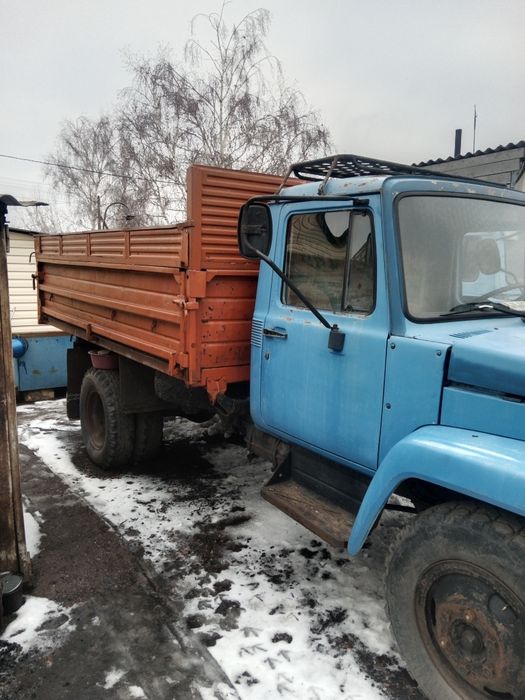 Газ 3307 в не рабочем состоянии.