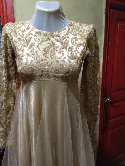 Женские платья 46 размер состояние отличное