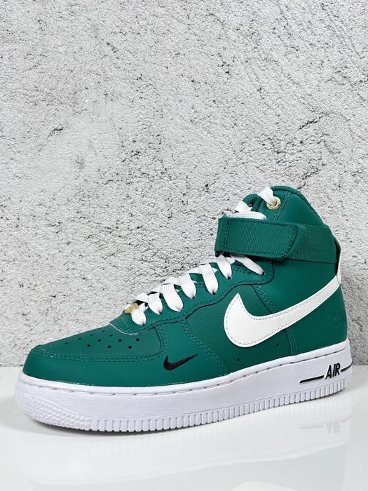 Nike Air Force 1 HI SE