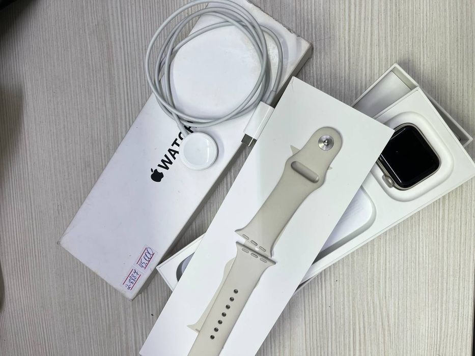 Apple Watch SE (Gen 2) 40mm