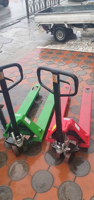 Roxli ijaraga beriladi.